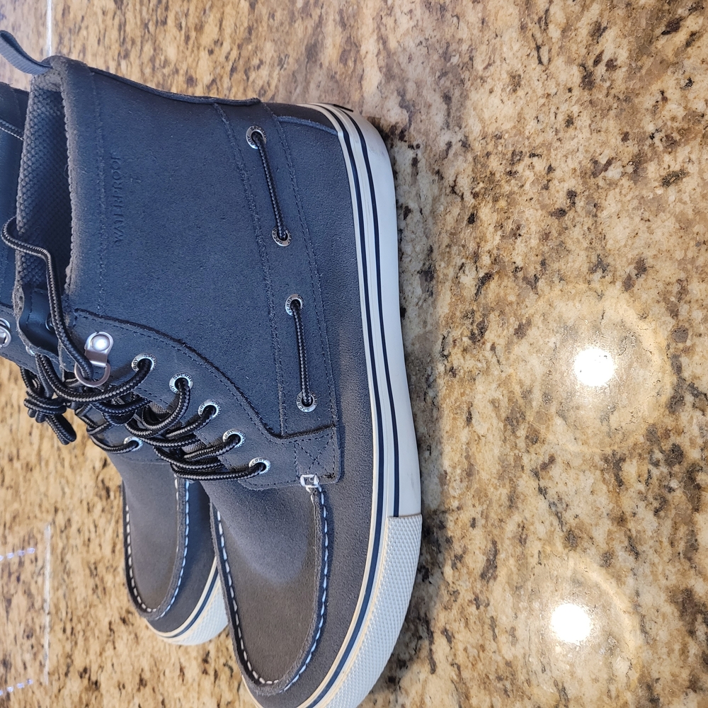 Sperry High Top Men Size 11